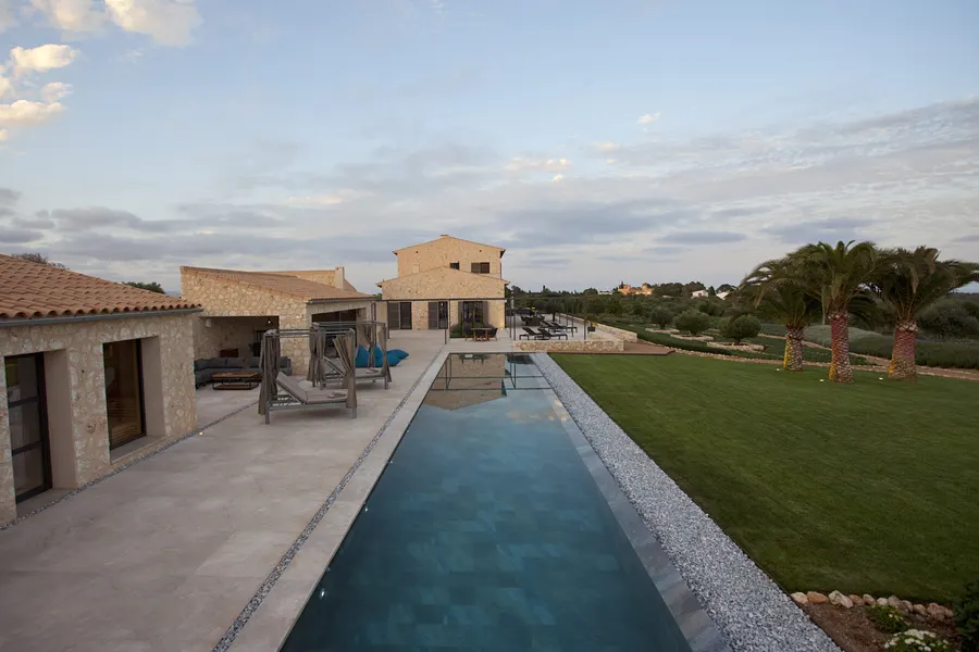 Long pool at the country house in Manacor